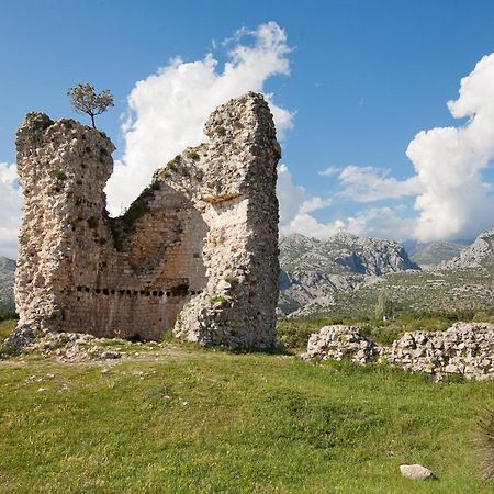 Apartmani Lea Starigrad Paklenica Eksteriør billede