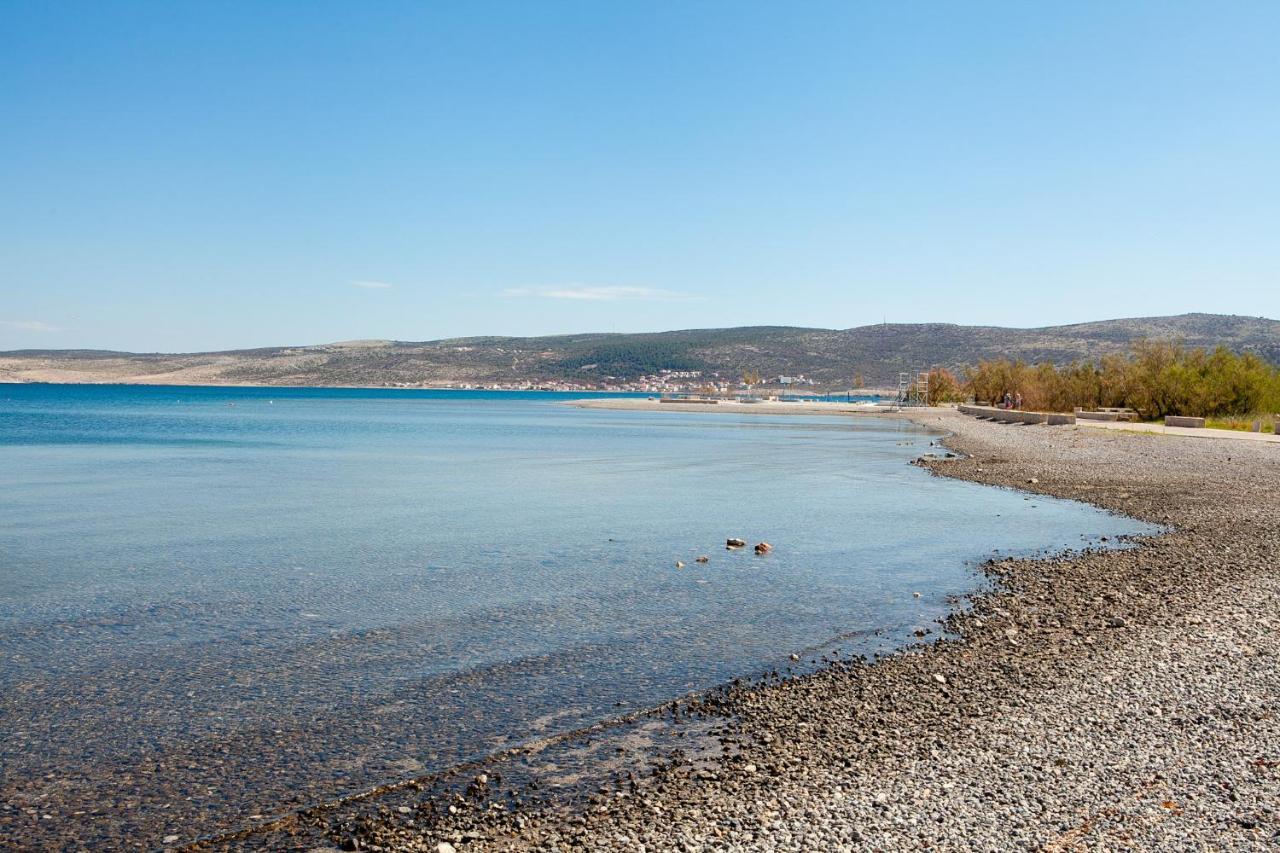 Apartmani Lea Starigrad Paklenica Eksteriør billede